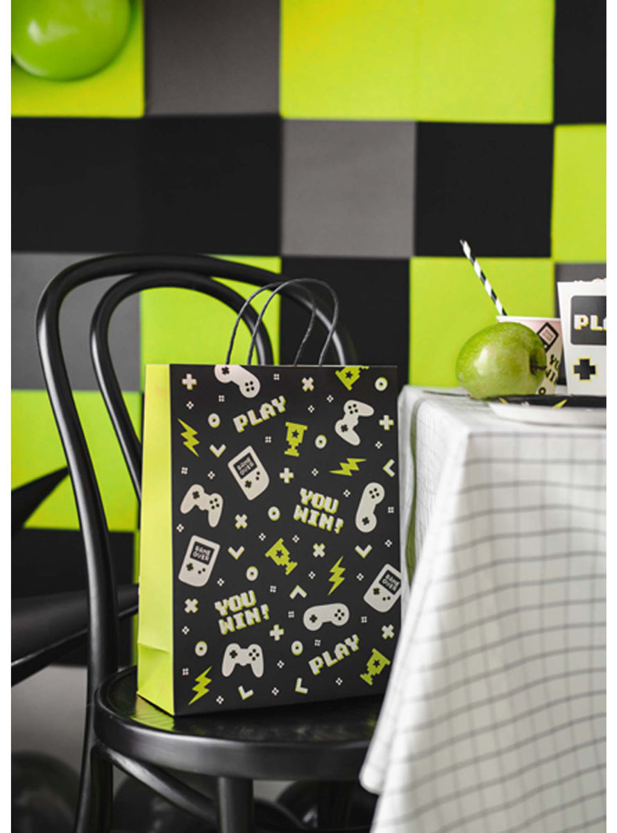 Gamer Party 32cm Gift Bag - Lifestyle Image