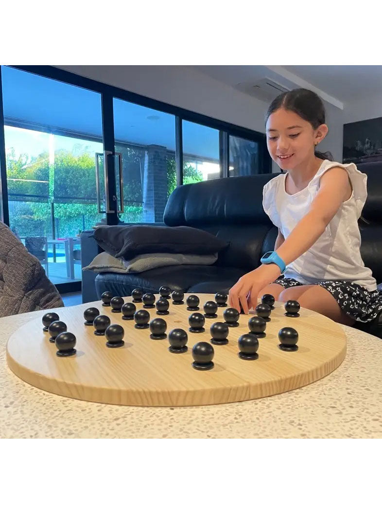 Giant 60cm Wooden Chinese Checkers And Solitaire Party Game - Alternative Image 4