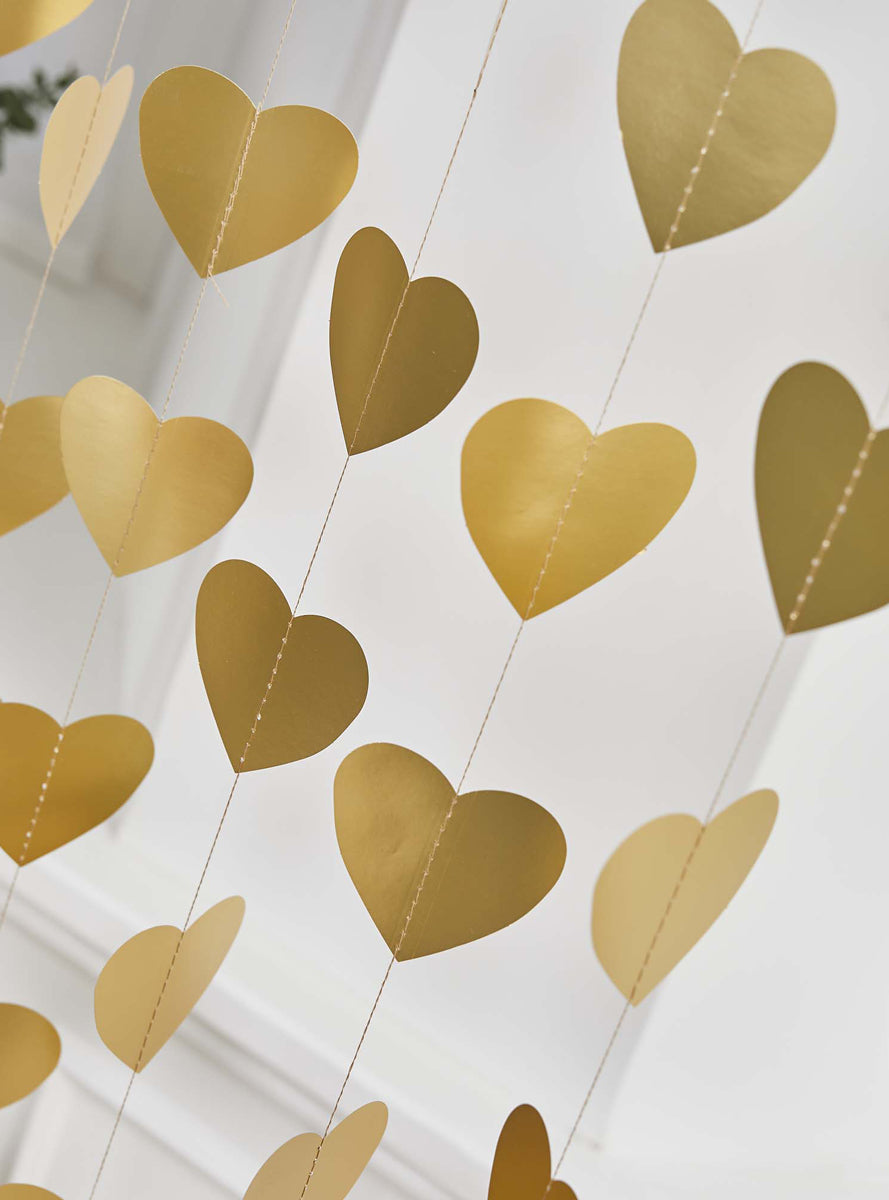 Gold Heart 20m Long Backdrop - Close Image