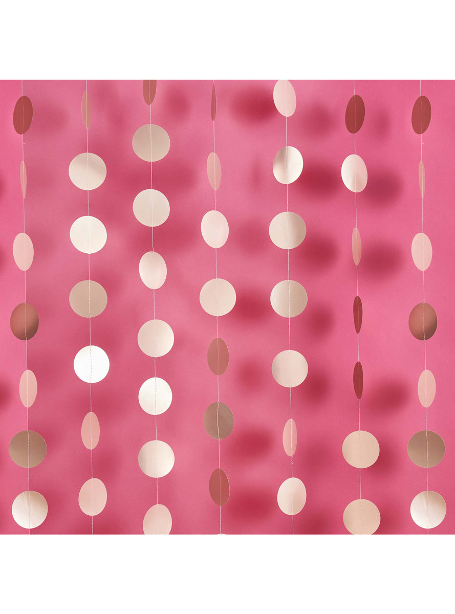 Metallic Mix Up 20m Long Rose Gold Circle Card Backdrop - Lifestyle Image