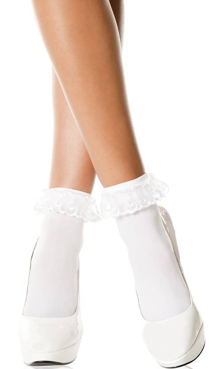 Women's White Opaque Lace Ruffle Anklet Stockings