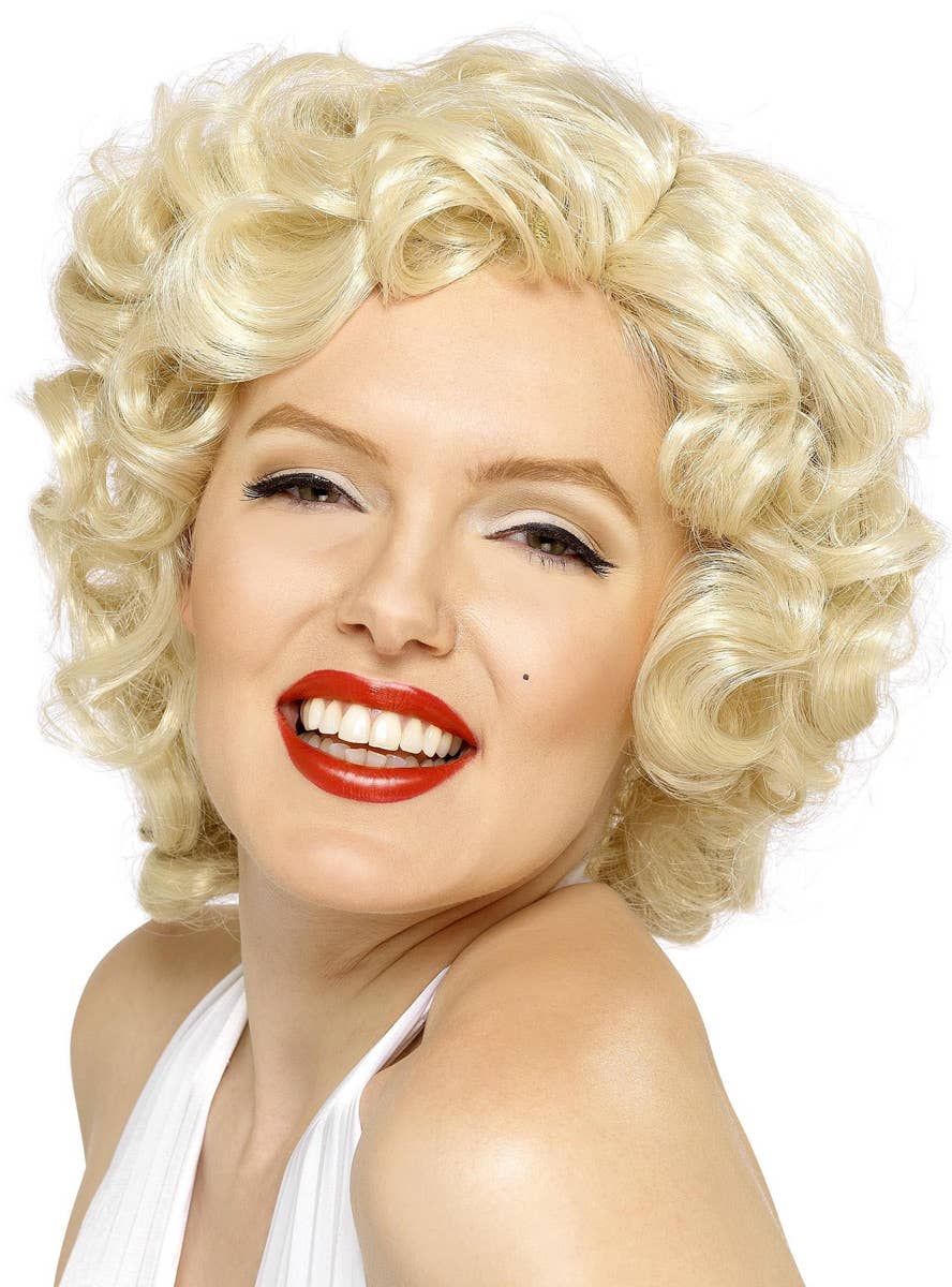 Women's Curly Blonde Marilyn Monroe Costume Wig