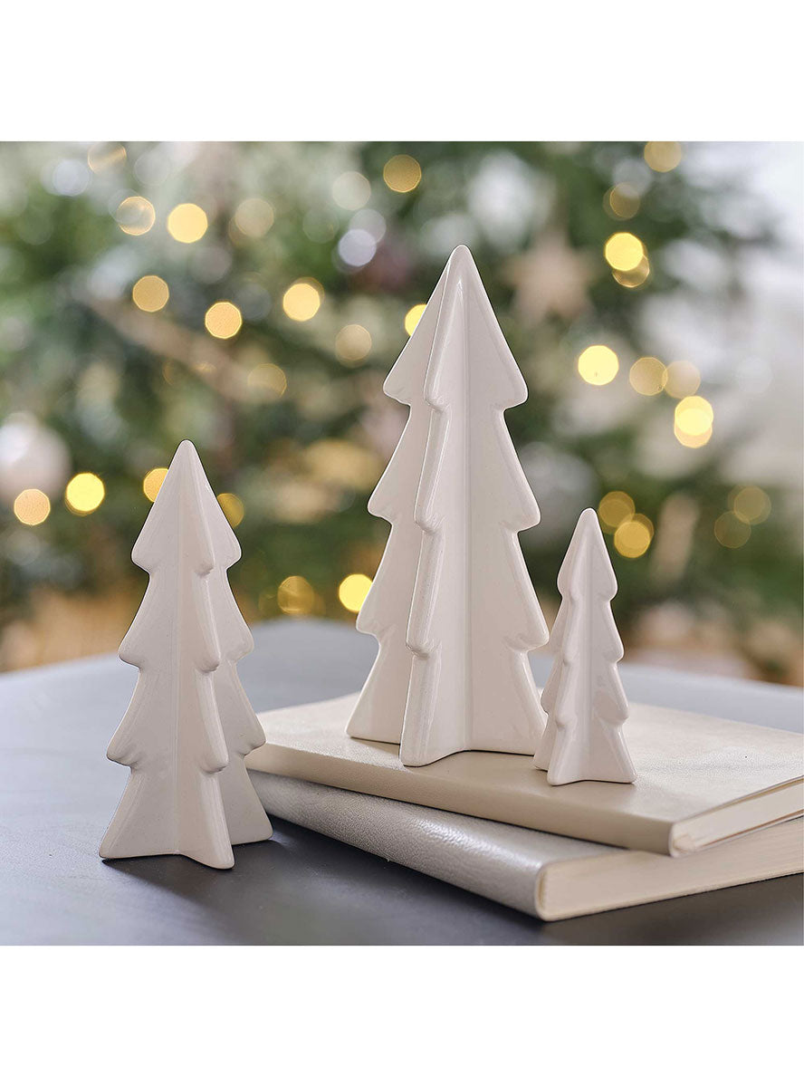White Christmas Ceramic Christmas Tree Decorations 3 Pack – Lifestyle Image
