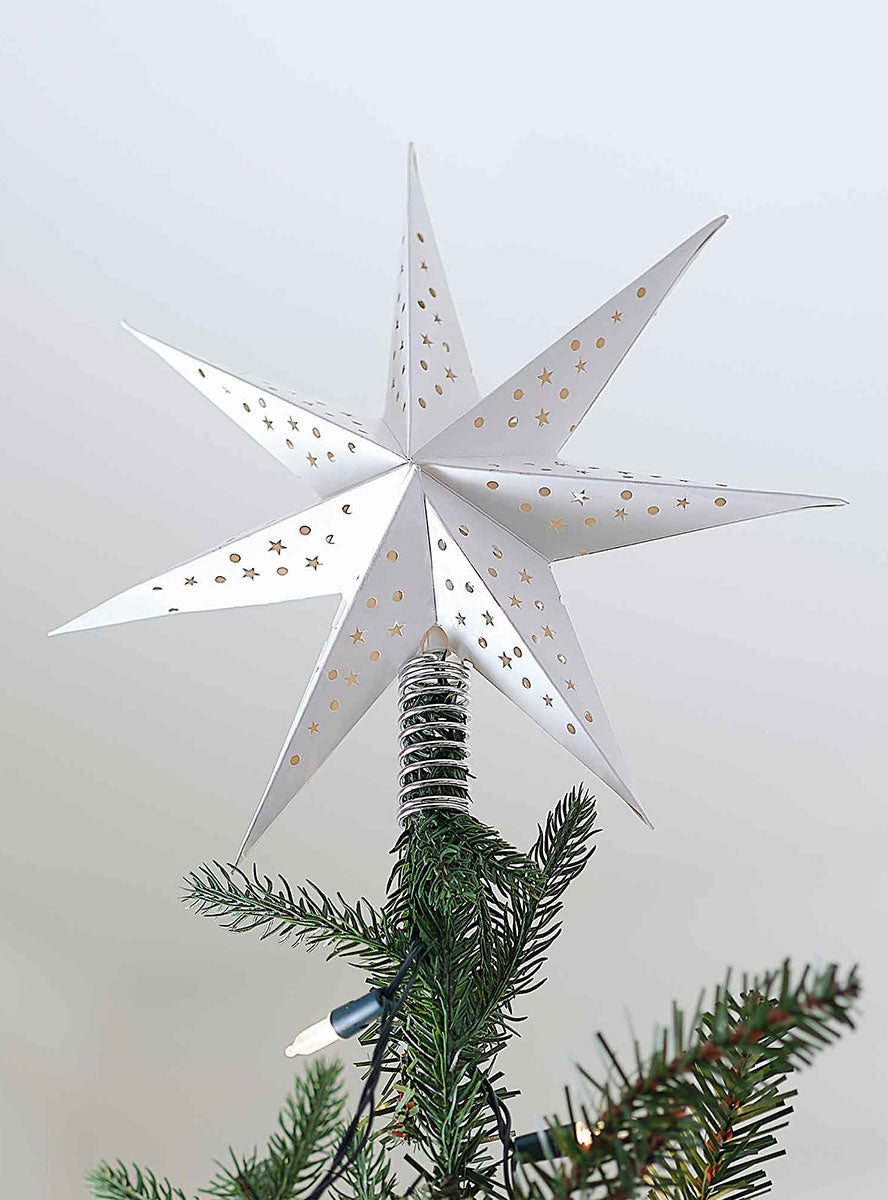 White Christmas Paper Star Christmas Tree Topper – Lifestyle Image