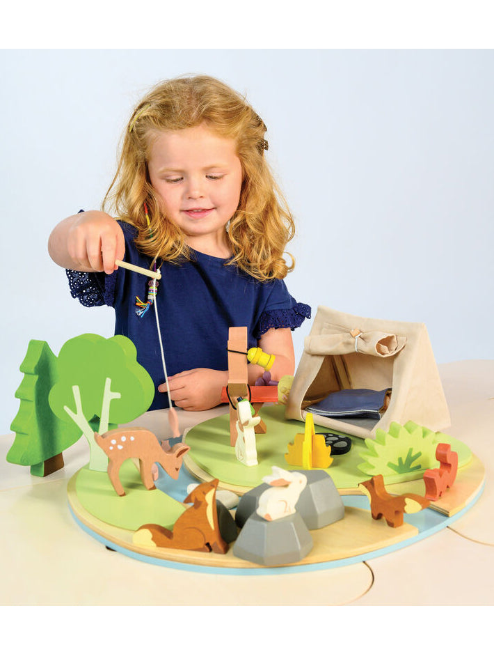 Wildlife Camping Set Childrens Wooden Toy Set - Lifestyle Image 4