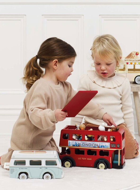 Wooden London Bus - Lifestyle Image 1